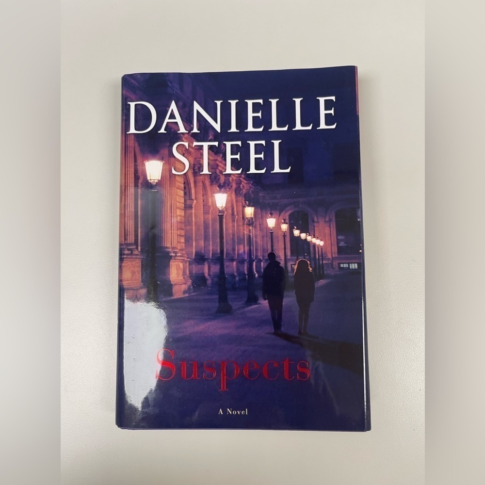 Danielle Steel | Suspects | Hardcover